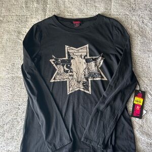 Edgy Black Long Sleeve Tee with Graphic Design